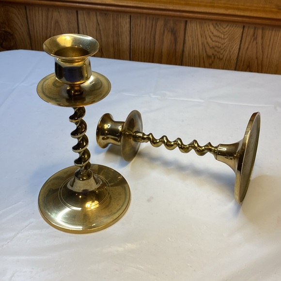 Vintage Brass Twisted Stem Candlestick Holders - Picture 3 of 6